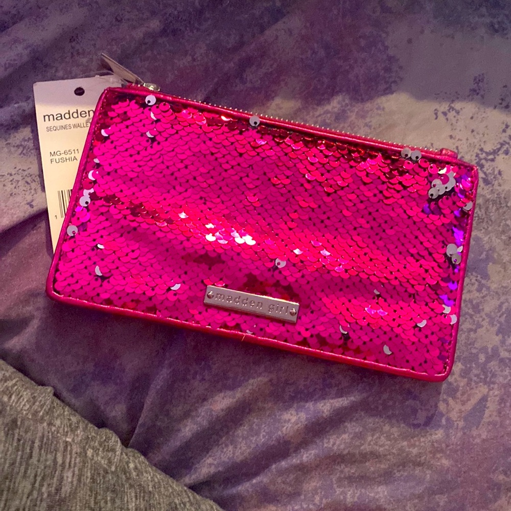 FIRST OFFER GETS IT Beautiful Madden girl Wallet
